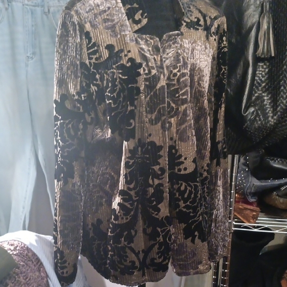 Chico's Tops - Chico's Eegant Black and Gold Velvet Blouse Size 3